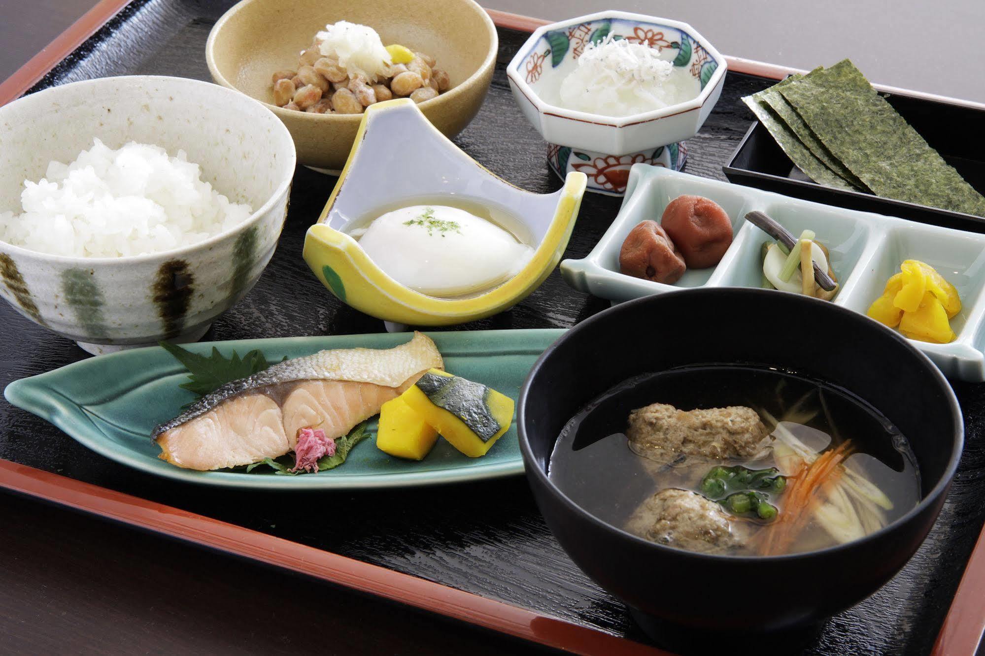 Mitsui Garden Hotel Csiba Kültér fotó